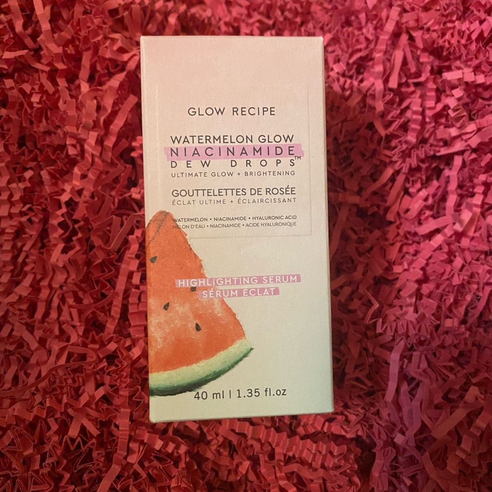 GLOW RECIPE
Watermelon Glow Niacinamide Dew Drops